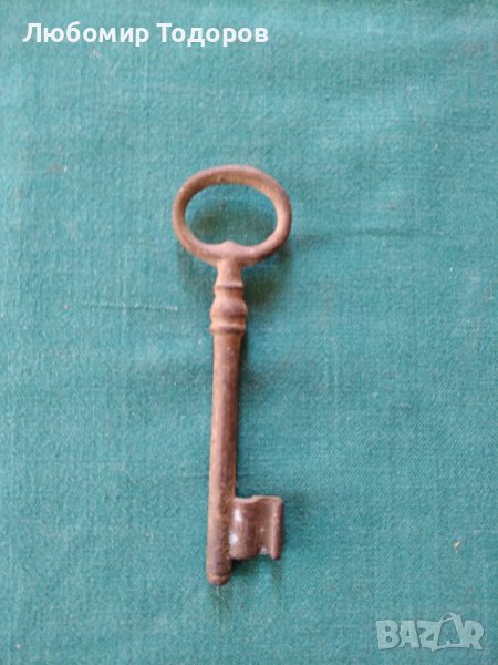 Голям бронзов ключ за врата, снимка 1