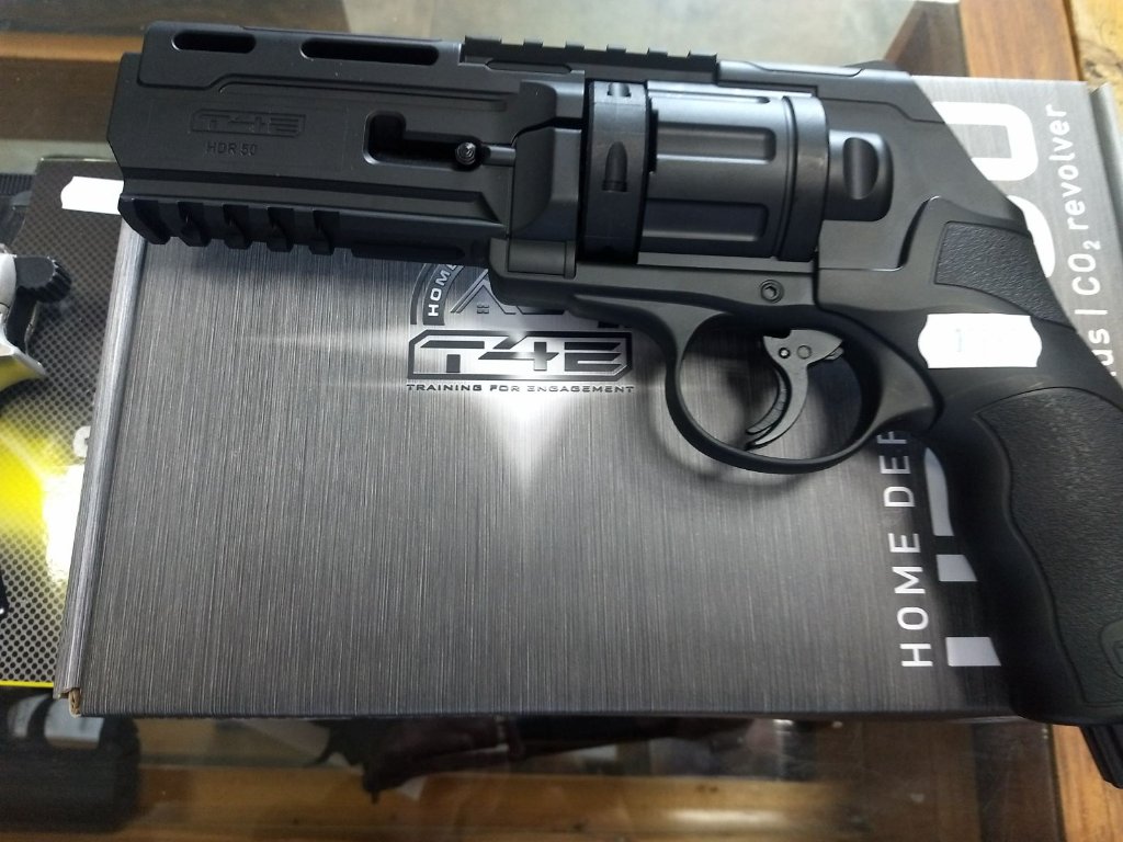 Въздушен револвер UMAREX HDR50cal /T4E в Въздушно оръжие в гр. Казанлък -  ID32570520 — Bazar.bg
