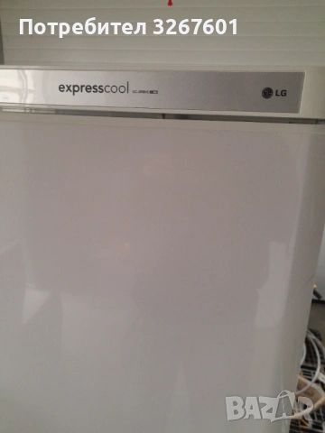 Хладилник с фризер  LG, снимка 2 - Хладилници - 53222502