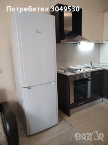 Хладилник с фризер - Hotpoint Ariston, снимка 2 - Хладилници - 53455837