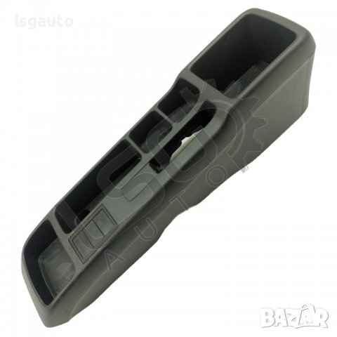 Централна конзола предни седалки Toyota Corolla Verso I (E120) 2001-2003 T210722N-228