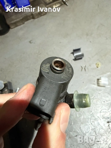 Дюзи за Kia Sorento 2.5 DCR, снимка 3 - Части - 53446958