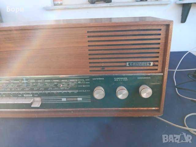 GRUNDIG RF 135 Радио, снимка 6 - Радиокасетофони, транзистори - 44137820