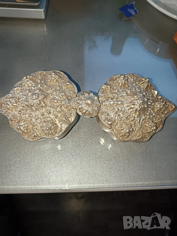 Продавам стари сребърни пафти