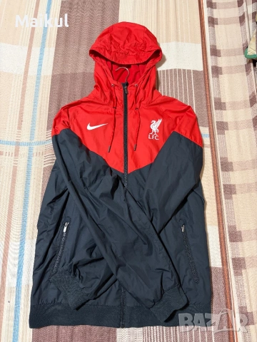 Яке ветровка Nike Liverpool, снимка 2 - Якета - 53292055