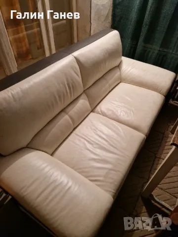 Кожен диван