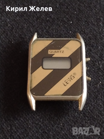 Ретро колекционерски модел електронен часовник от соца LEVI'S QUARTZ за колекция - 26888, снимка 2 - Антикварни и старинни предмети - 36542556
