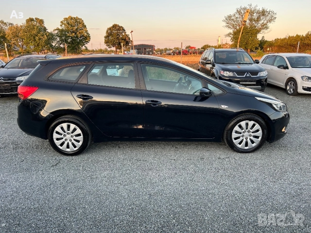 KIA CEED, снимка 4 - Автомобили и джипове - 50827748