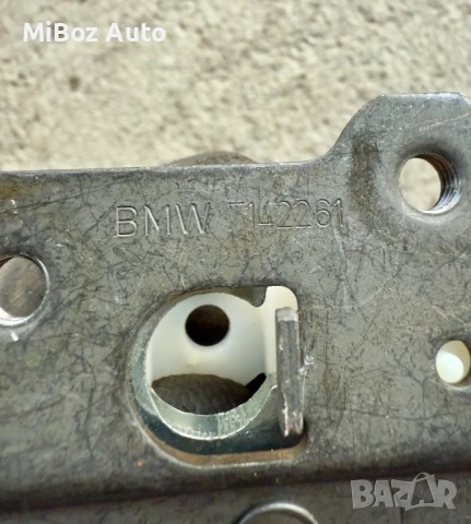 Механизъм ключалка заключване задна облегалка BMW E90 , снимка 3 - Части - 52281781