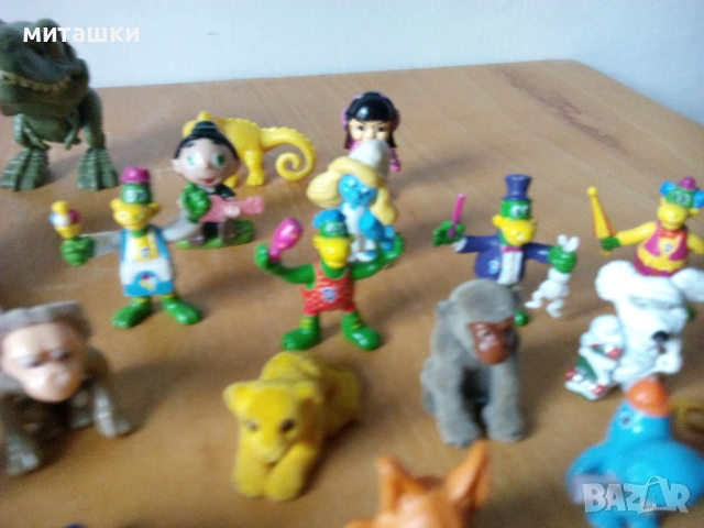 23 броя фигурки от Киндер сюрприз и други, снимка 4 - Колекции - 53219677