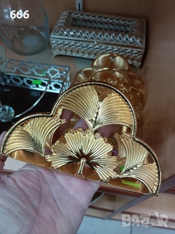 табли , подноси , салфетници, снимка 14 - Аксесоари за кухня - 43458371