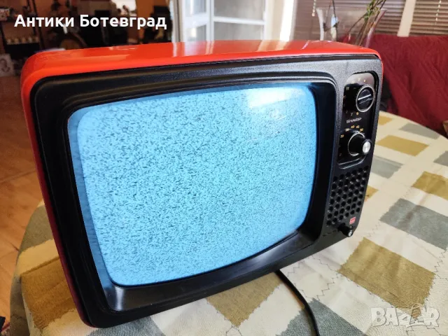 ретро стар малък телевизор Sharp, снимка 5 - Антикварни и старинни предмети - 50144857