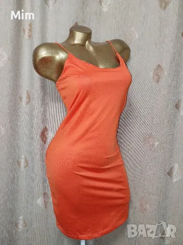 BikBok S Рокля в оранжево от плътен еластичен сатен , снимка 3 - Рокли - 50426701