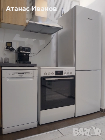 Готварска печка Bosch, хладилник Miele, съдомиялна Ariston