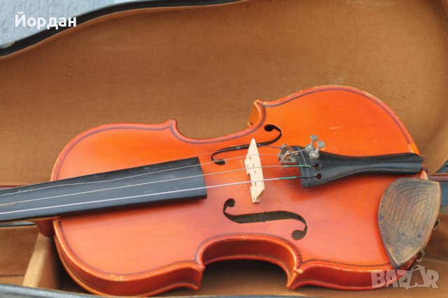 Българска цигулка Кремона  с лък , снимка 2 - Струнни инструменти - 36712941
