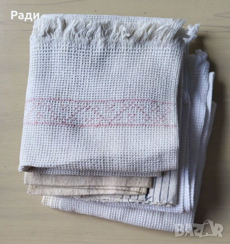 Продавам 4 хавлии размери 70х40 см и 5 от 70х35 см до 60х35 см вафлени, снимка 4 - Хавлиени кърпи - 51394301