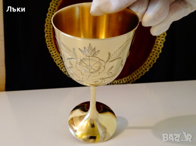 Бронзов бокал Saudi Arabia,кръстосани саби,цветя. , снимка 2 - Антикварни и старинни предмети - 37716038