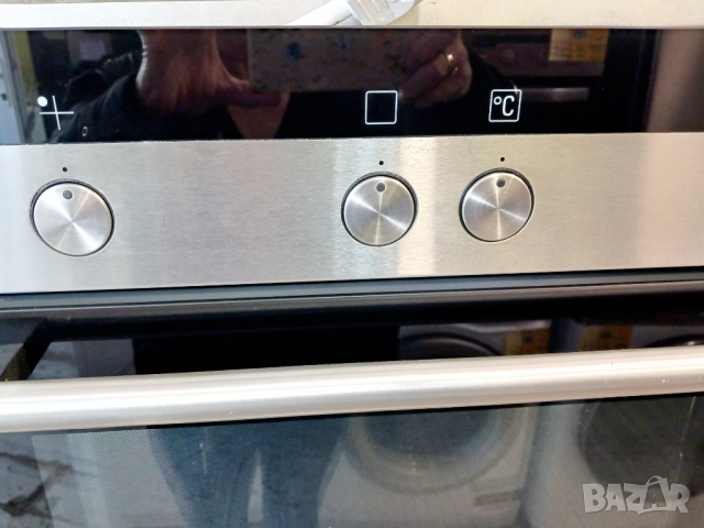 Печка за вграждане с керамичен плот  SIEMENS, снимка 3 - Печки, фурни - 52414844