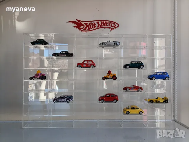 Hot Wheels  стелаж , предназначен за 48 колички . , снимка 2 - Коли, камиони, мотори, писти - 48087818