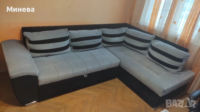 Ъглов диван за хол 