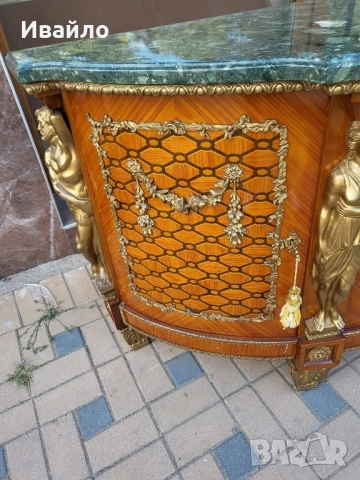 Феноменален шкаф в стил Луй XV, снимка 4 - Шкафове - 52494785