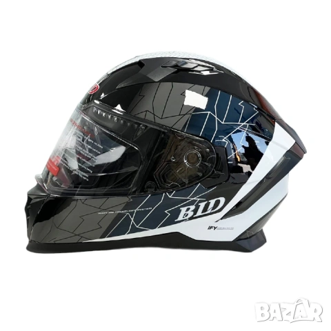 Мото каска с вградени очила