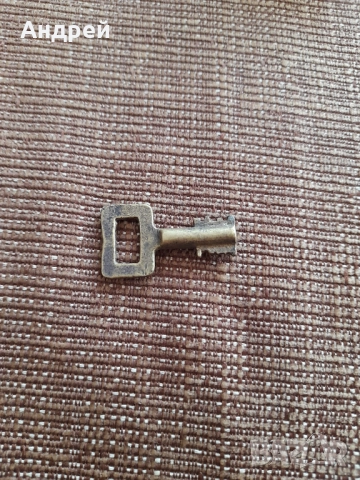 Стар метален ключ #23