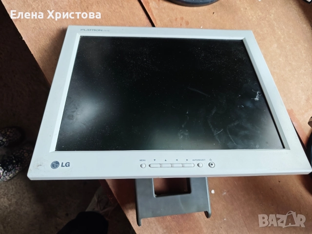 Монитори за компютри , снимка 5 - Монитори - 52373470