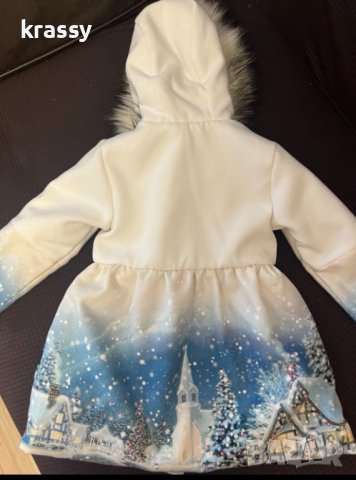 Страхотно детско палто с красива зимна приказка (размер 104 см), снимка 2 - Детски якета и елеци - 43438686