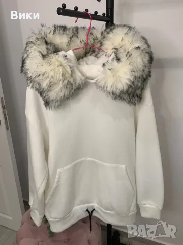 Горнище с пухена яка, снимка 13 - Блузи с дълъг ръкав и пуловери - 48764925