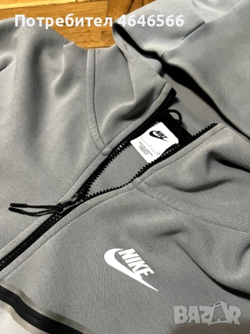 Nike tech fleece Суичър с цип, снимка 4 - Спортни дрехи, екипи - 53223421