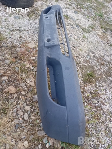 Предна броня Мерцедес спринтер 2000-2006г, снимка 2 - Части - 52110169