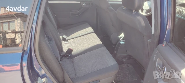 Опел Мерива 1.7 CDTI , снимка 14 - Автомобили и джипове - 51155291