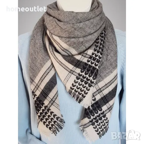 ПРОМОЦИЯ Мек и комфортен шал с квадратна форма в неутрални цветове (унисекс)