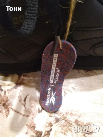 REEBOK Оригинал Нови Дамски Маратонки Изцяло от Естествена Кожа с Етикет 40, снимка 8 - Маратонки - 53485927