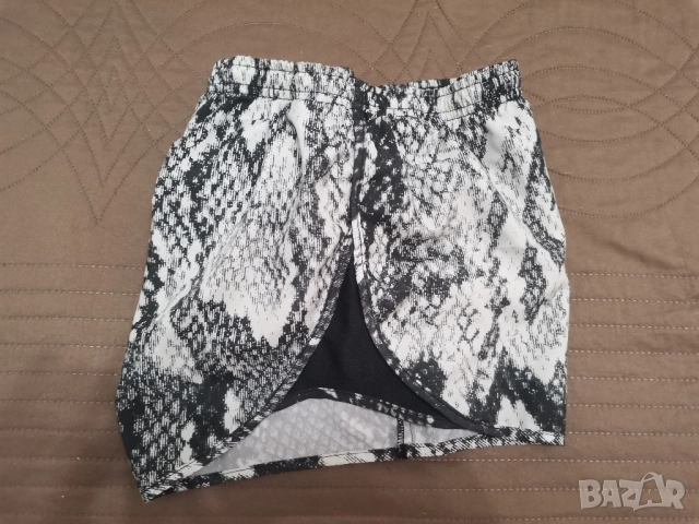 Къси панталонки Nike dri fit размер S, снимка 4 - Къси панталони и бермуди - 52407324