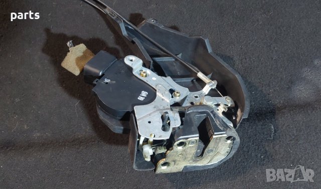 Предна Дясна Брава - Ключалка Лексус ИС200 N, снимка 4 - Части - 44079814