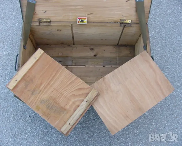 Оригинал Български Военен Дървен САНДЪК 76x44x36см БНА Контейнер с Прегради Дръжки Заключалки БАРТЕР, снимка 3 - Антикварни и старинни предмети - 49036465