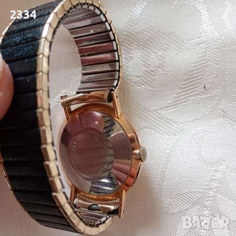 Оригинален часовник Tissot , снимка 4 - Мъжки - 51864221