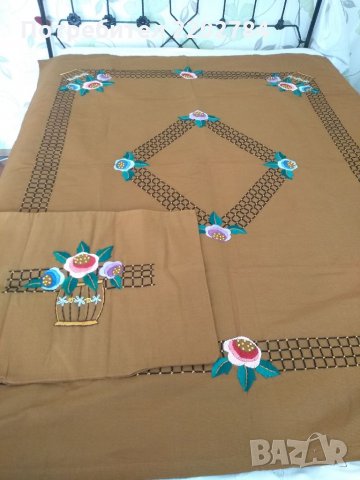 Кувертюра за легло с калъфка и покривка за маса, снимка 1