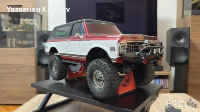 TRAXXAS TRX-4 1972 CHEVROLET BLAZER HIGH TRAIL EDITION RED TRX92086-4RED
