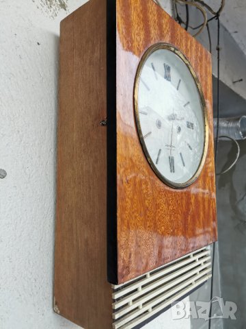 стенен часовник-ЯНТАР, снимка 2 - Антикварни и старинни предмети - 39824351