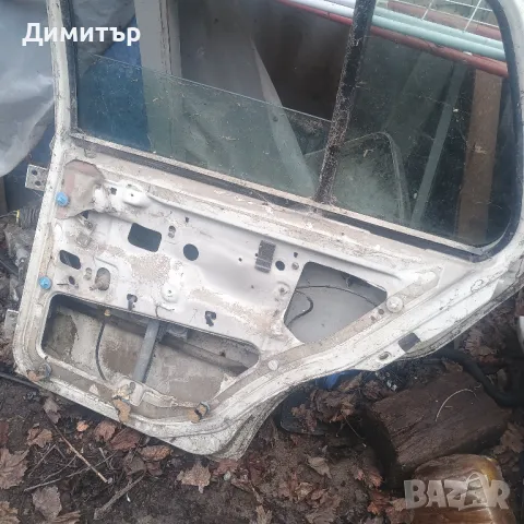 Врата Задна Дясна За Фолксваген Голф 3 1994г Хечбек / VW Golf 3 1994y Hechbek, снимка 3 - Части - 48928672