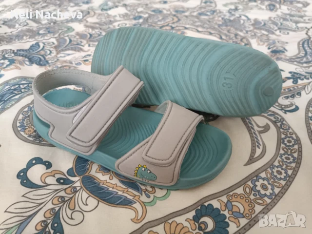 Сандали 31 номер, снимка 6 - Детски сандали и чехли - 51000687