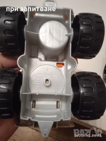  2 бр. камиончета, големи пластмасови, made in France, снимка 13 - Коли, камиони, мотори, писти - 50886042