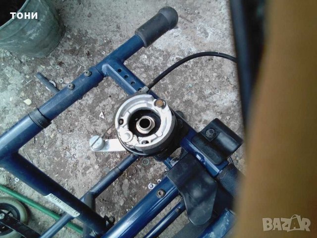 Инвалидна количка MEYRA асистент части, снимка 8 - Инвалидни колички - 28769268