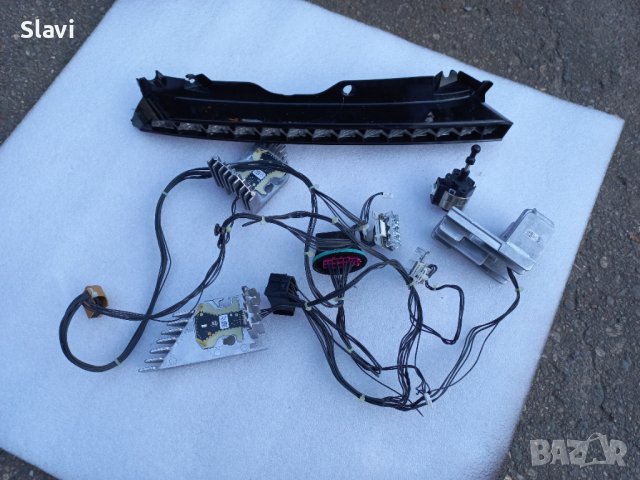 Фар VW Tiguan на части , снимка 4 - Части - 40367550