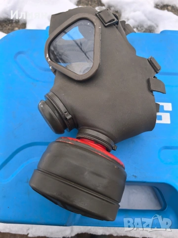 Противогаз, снимка 3 - Антикварни и старинни предмети - 53364479