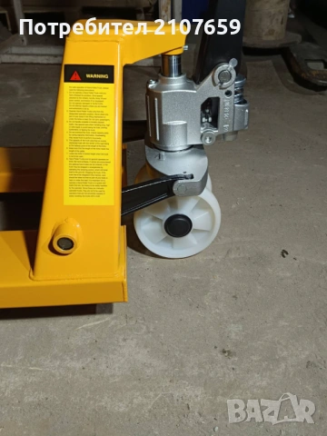 Ръчната палетна количка BF 25, снимка 3 - Други машини и части - 53248730