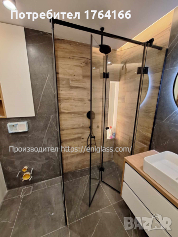 Душ кабина с черен обков 
